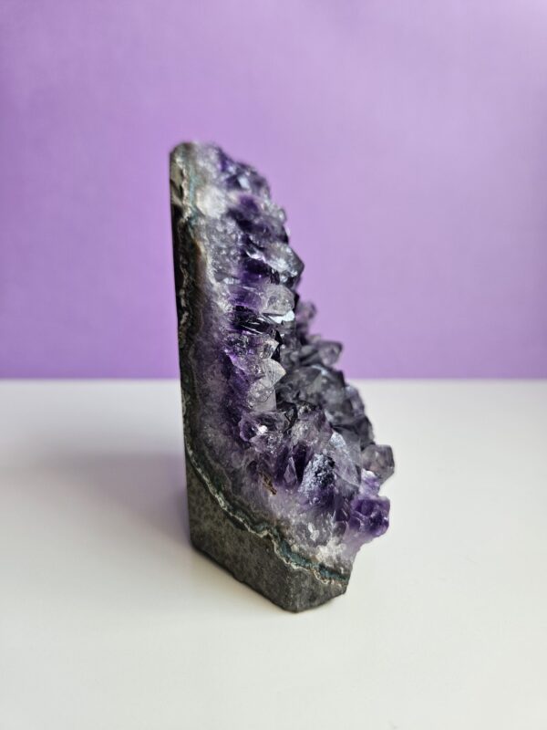 Ametyst stående klynge #1