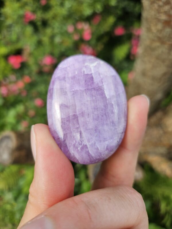 Kunzit palmstone