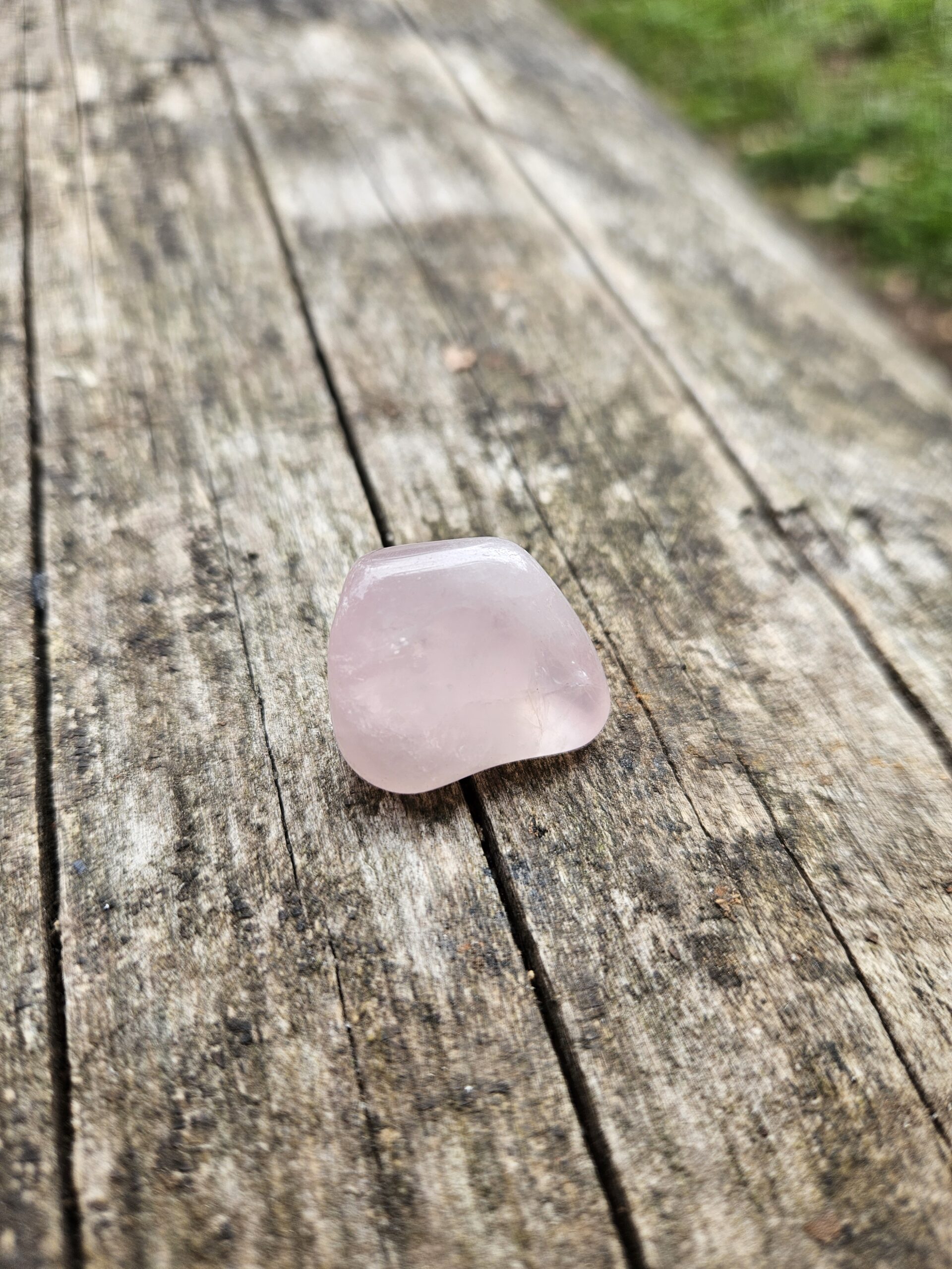 Rosakvarts lommesten #1