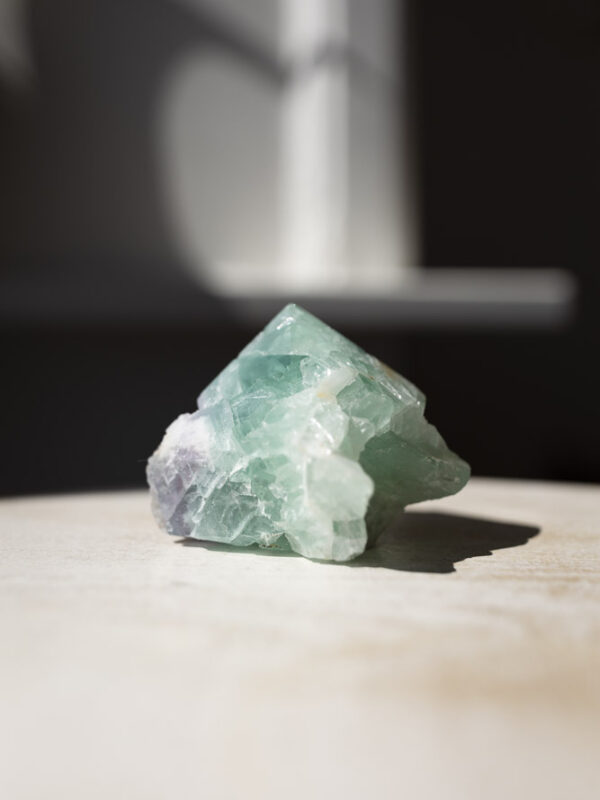 Regnbue fluorit spids - mental klarhed og roligt fokus i smukke nuancer